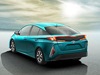 2017-Toyota-Prius PHV z szybą double bubble od Pilkington