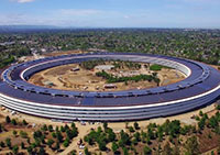 Apple Park w Cupertino, California zdjęcie gotowego budynku z udziałem szkła Pilkington