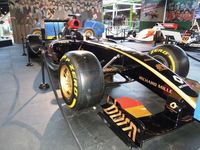 F1 Renault - www.markoweszyby.pl