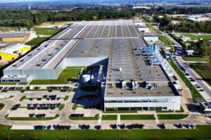 Fabryka  auto szyby Pilkington Automotive Poland w Chmielowie „fot. Grzegorz Biernat”