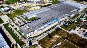 Produkcja innowacyjnych szyb samochodowych w Polsce - Pilkington Tarnobrzeg